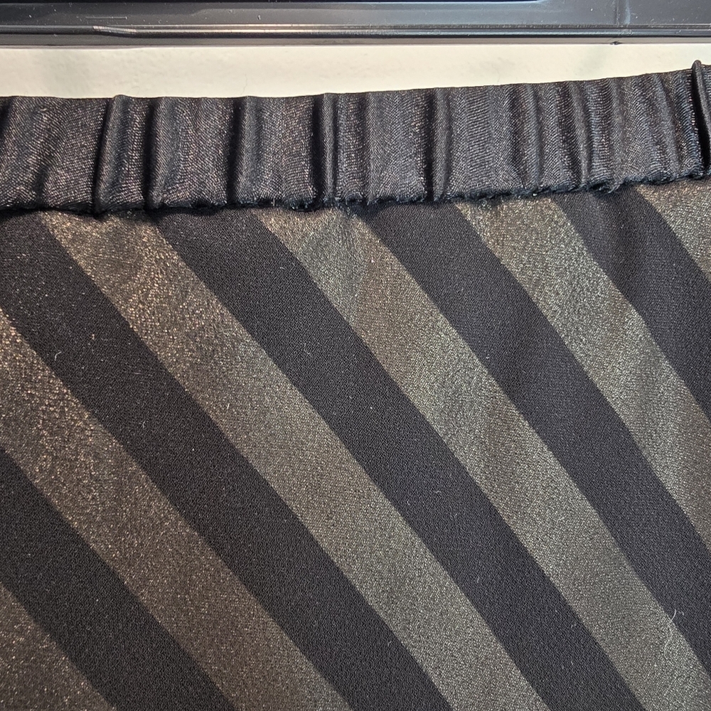 Jacques Vert Two-layer Skirt Black Sheer Outer Layer Diagonal Stripe Size 18 - Picture 5 of 11